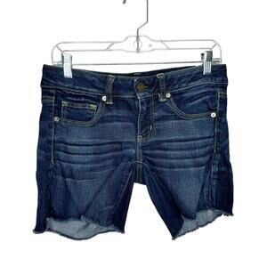 AMERICAN EAGLE / dark wash midi denim jean shorts / 6